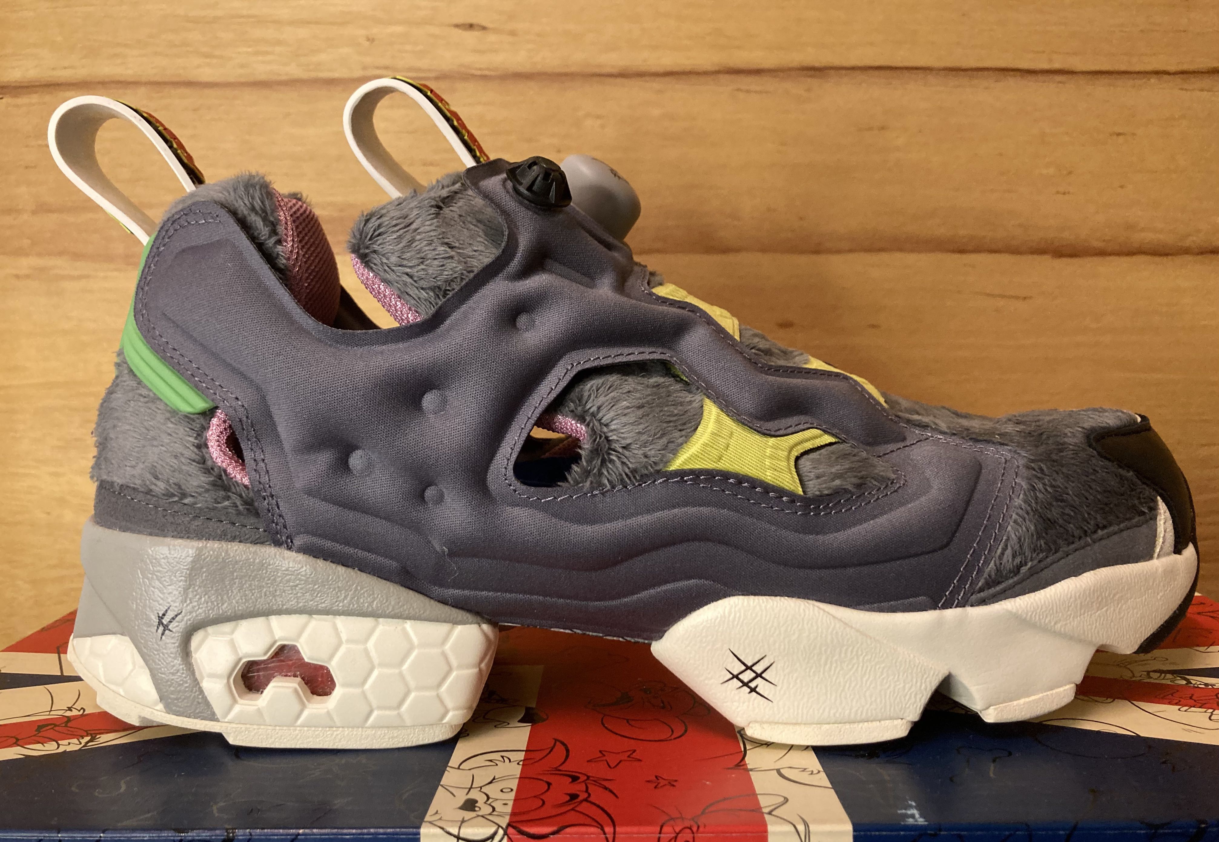reebok pump fury tom and jerry