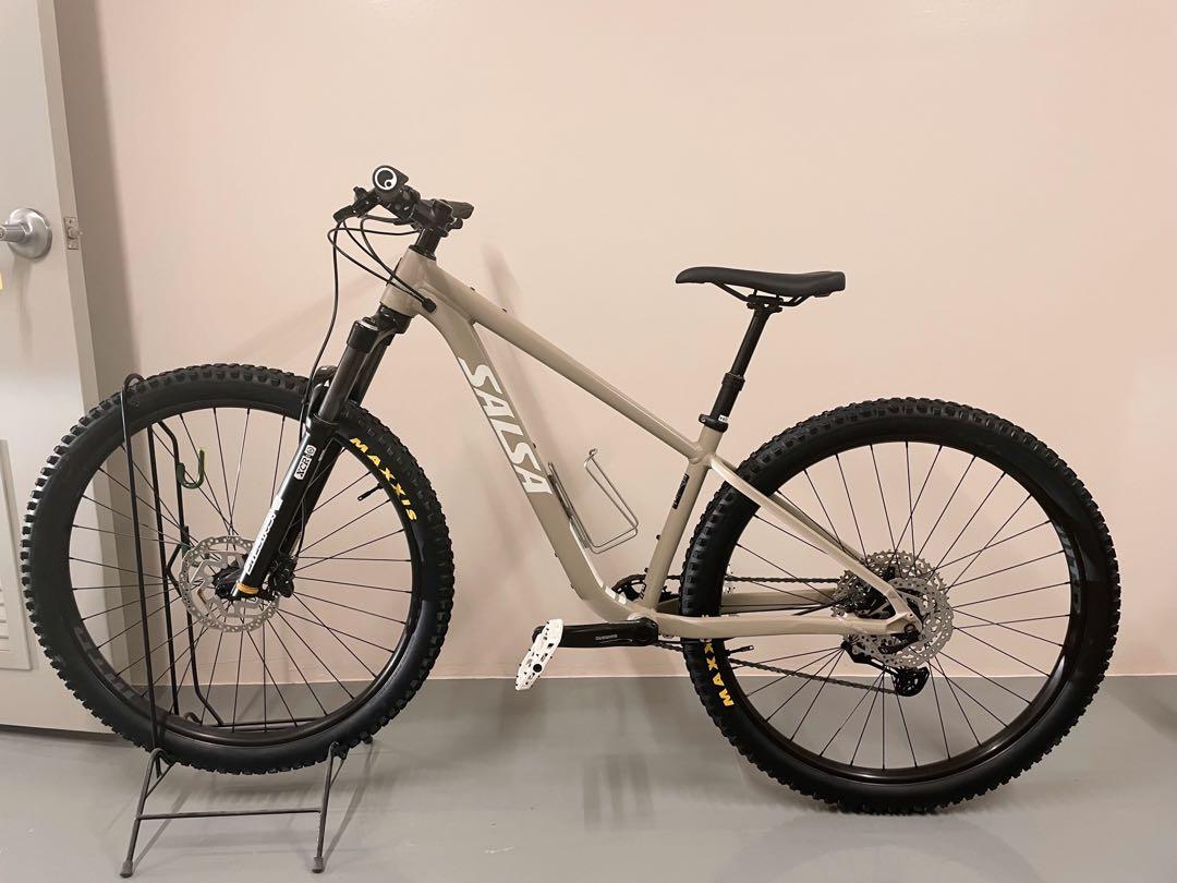 Salsa rangefinder sales deore 29 bike