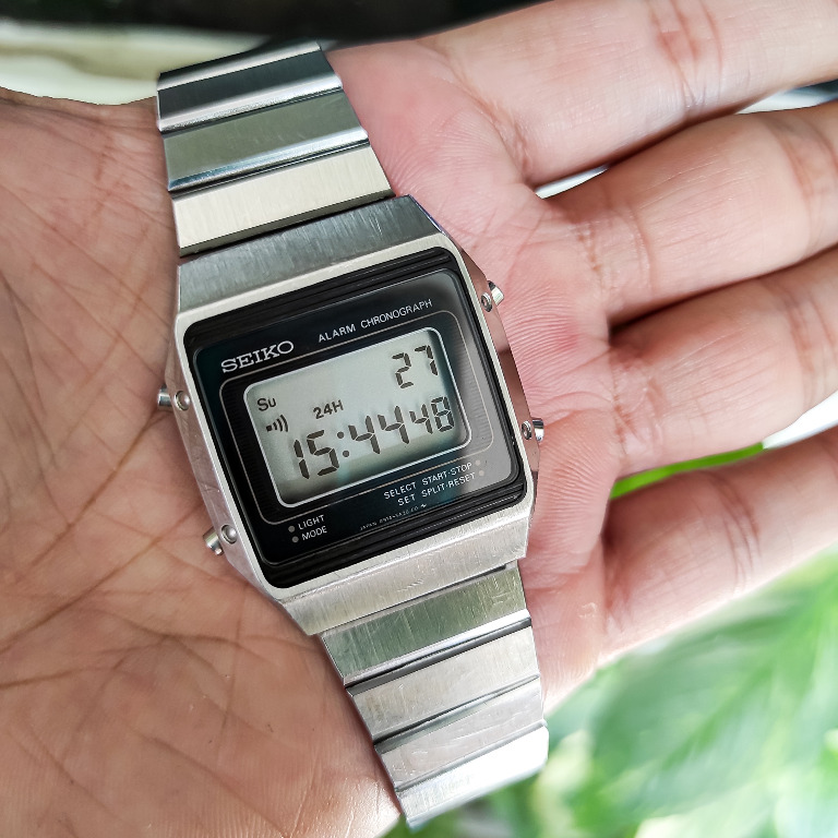 Seiko Digital Vintage A914 5A39 Chronograph RETRO Watch Hitam