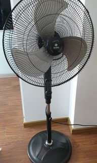 (Category: ) located in . Submitted by h.lander (Listing ID 1152413252, Image 1). Description: .
