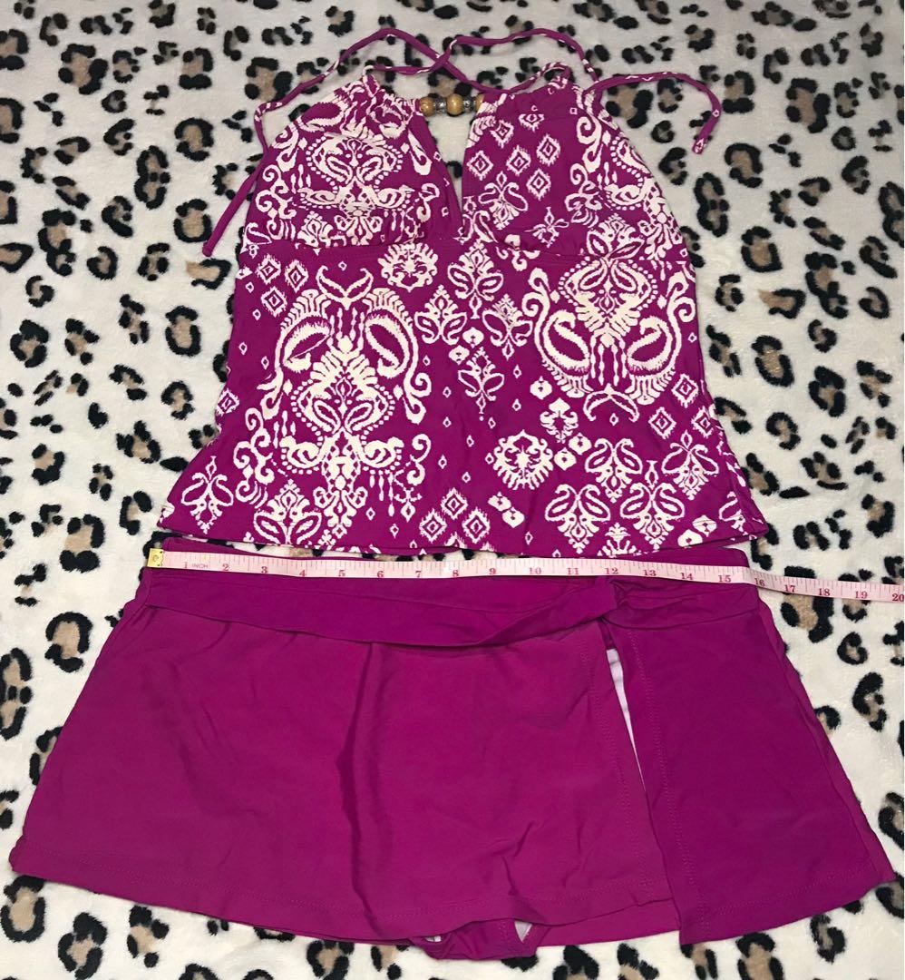 Tankini Top w/ Swimsuit Skort (Category: Bikinis & Swimsuits) located in San Juan City. Submitted by xymyrrh (Listing ID 1152539189, Image 3). Description: Payment thru GCash. Fast shipping. SF c/o buyer via JnT. Fuchsia Pink - top is w/pads (SOLD) Blue/Black - top is w/out pads. You need to wear either strapless bra or reusable/stickable bra pads like the last picture..
