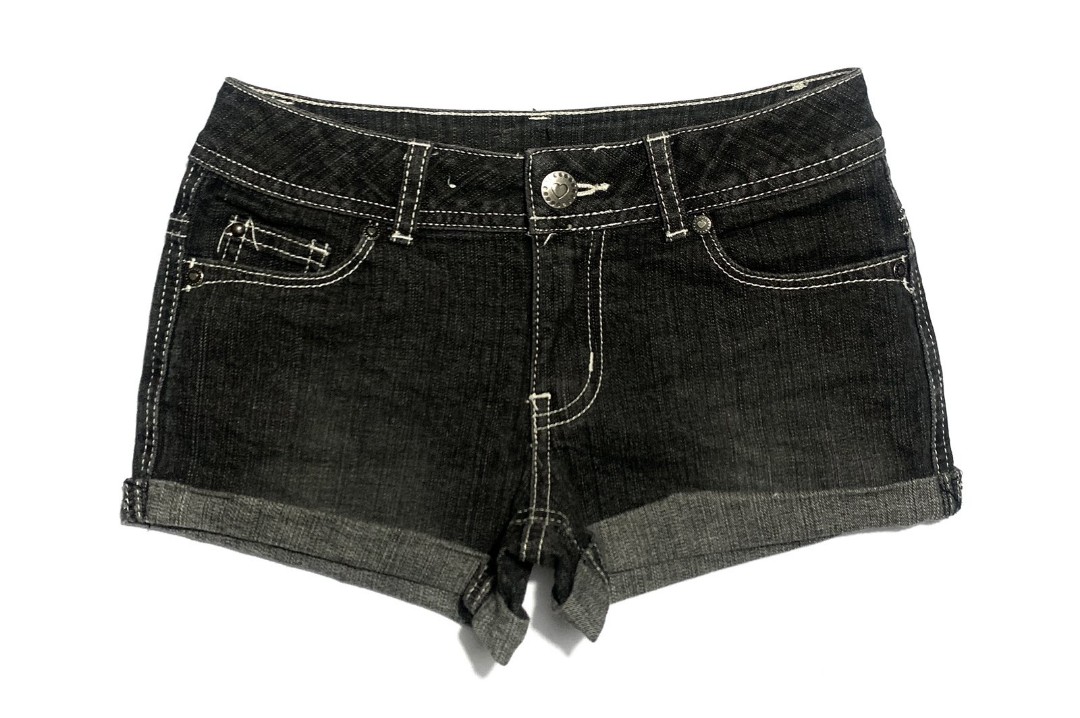 Target Ladies Denim Shorts Size 25-26 