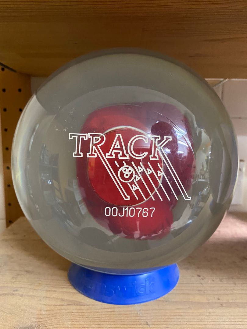 Track Boxing Glove Clear Bowling Ball 14lbs (Undrilled), Sports