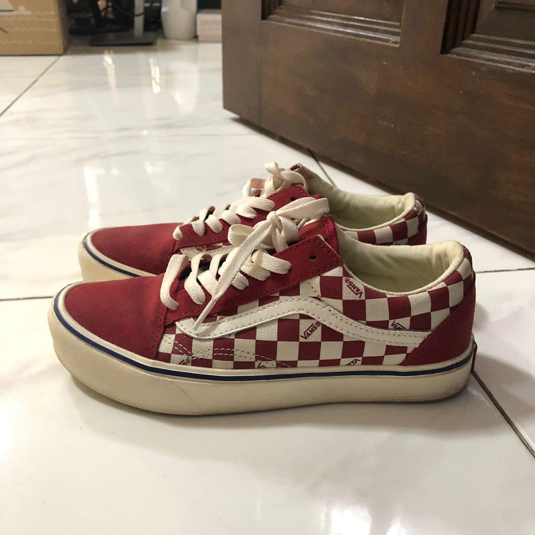 Red 2025 vans checkerboard