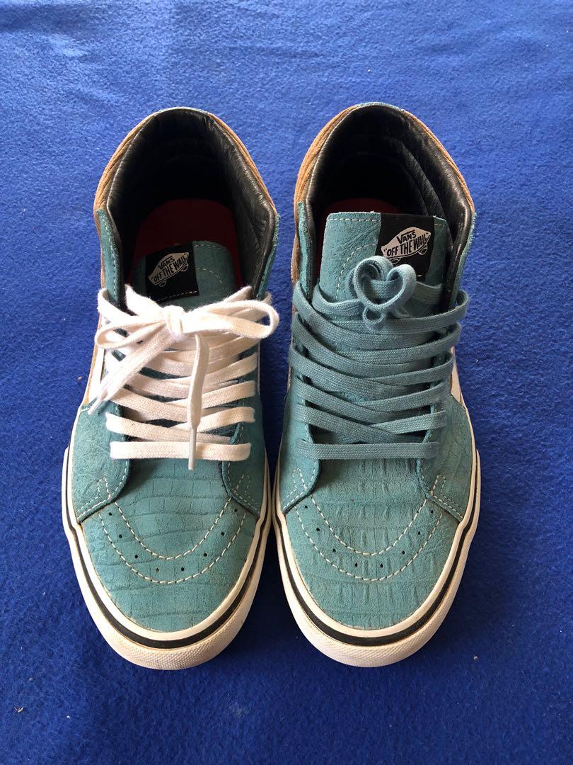 Supreme deals vans corduroy