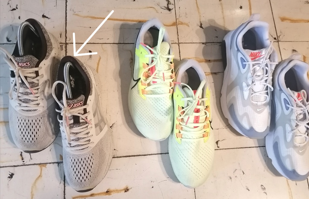 Very light Asics RoadHawk FF Running Shoes in Sakura Blossom colorway US 10.5 Men s Fashion Footwear Sneakers on Carousell