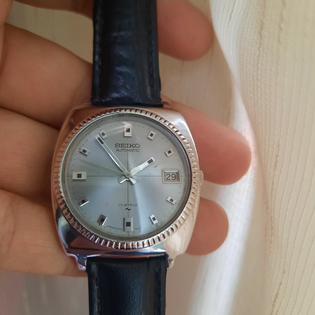Vintage Seiko 7005 7011 automatic 17 jewels Men s Fashion
