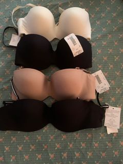 (Category: ) located in . Submitted by eve823 (Listing ID 1152408105, Image 1). Description: .