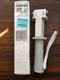 Xiaomi Wired Monopod Selfie Stick (White/Grey) - Open Box