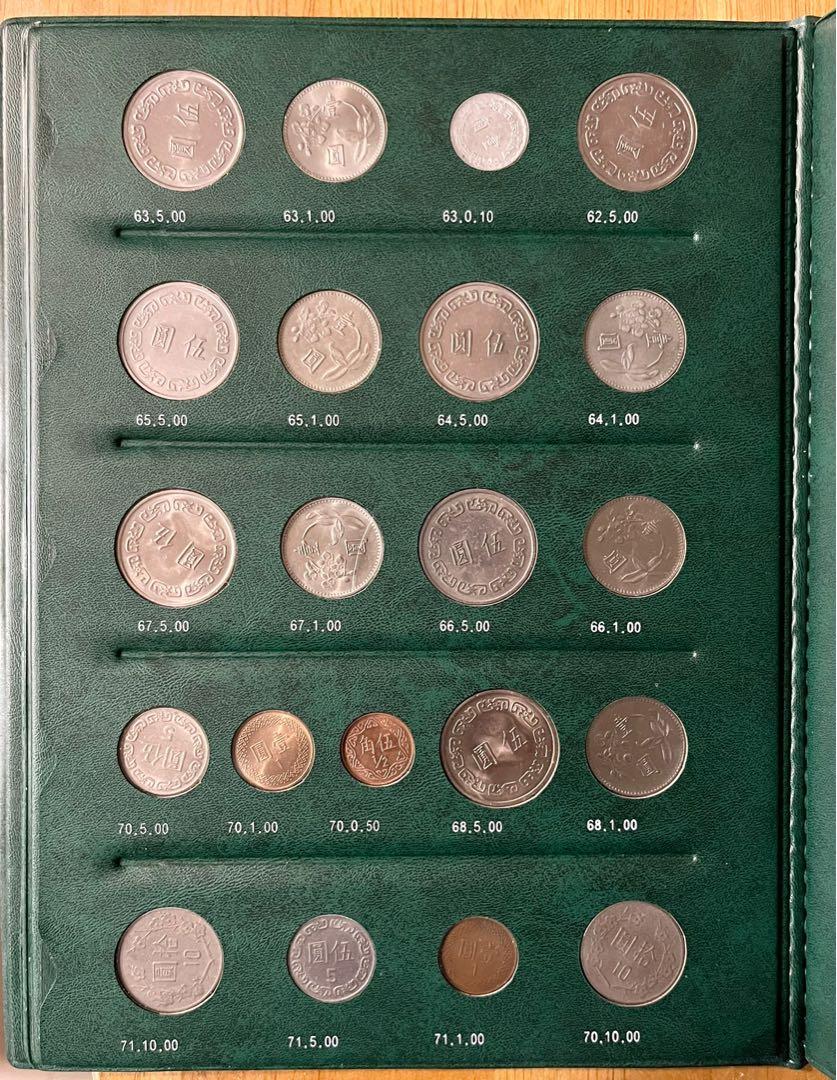 38年至106年硬幣冊綠色册子148個品相佳有全新幣稀少，二手特價, 書籍、休閒與玩具, 收藏、紀念品, 錢幣、紙鈔在旋轉拍賣
