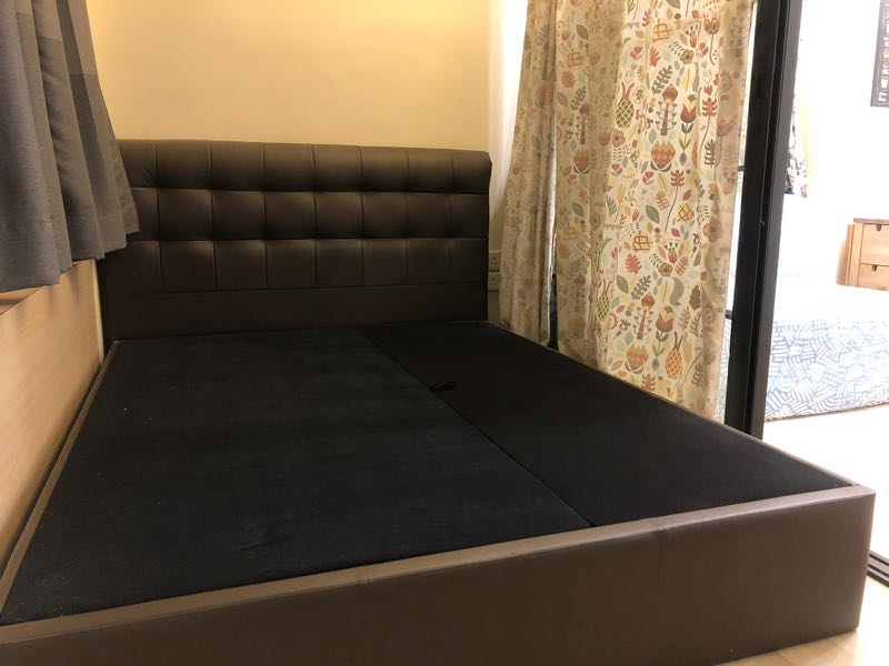 Mid-floor Sea View Unit at Kingdee Court, Kennedy Town, Central and Western District64077578127874114