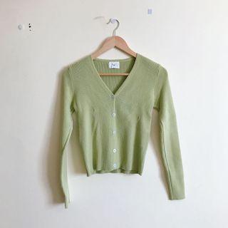🍸 Olive Green Stretched Cardigan