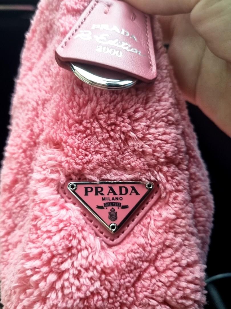 ☆ on X: Obsessed with this pink Prada fur bag  / X