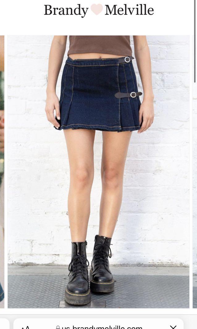 bnwot brandy melville denim buckle skirt Women s Fashion Bottoms