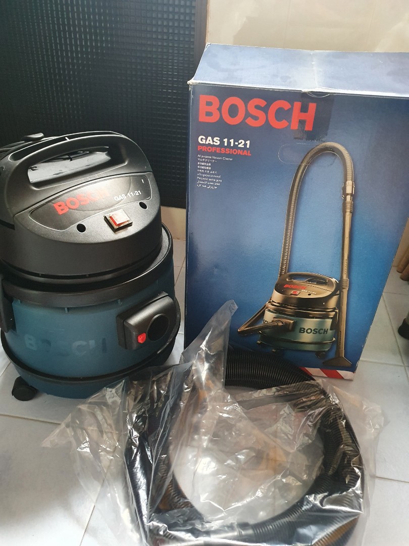 Bosch Gas 1121 Wet & Dry vacuum ( Make in Italy ), TV & Home