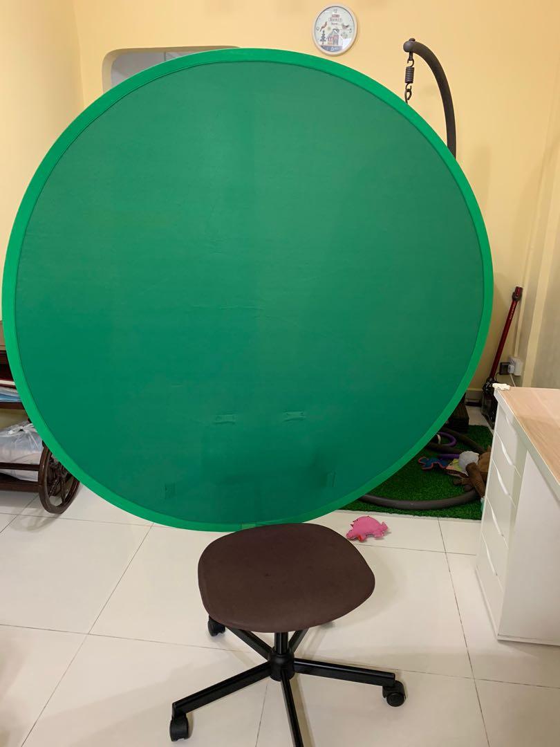 Chair green screen, Everything Else on Carousell