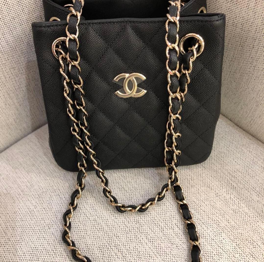 Chanel vip 22s 黑色牛皮水桶袋bucket tote bag(AS3176)不是廢包, 名牌 