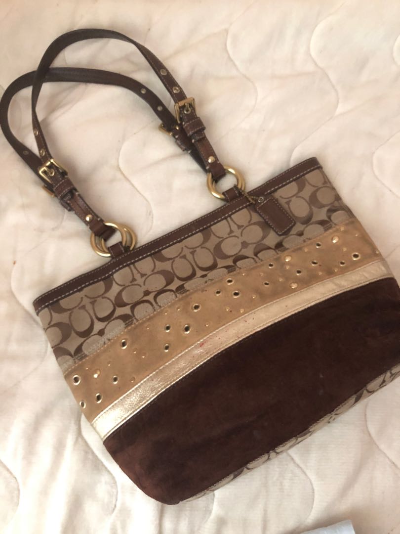 Coach Shopping bag, Women's Fashion, Bags & Wallets, Tote Bags on Carousell