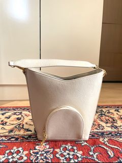 （分類：）位於 。 由 vviooo 提交（商品編號 1154241272，圖片 1）。簡介： 。