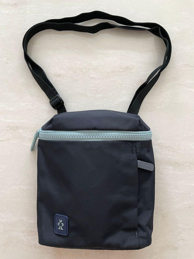 Crumpler minibyte sale sling pouch