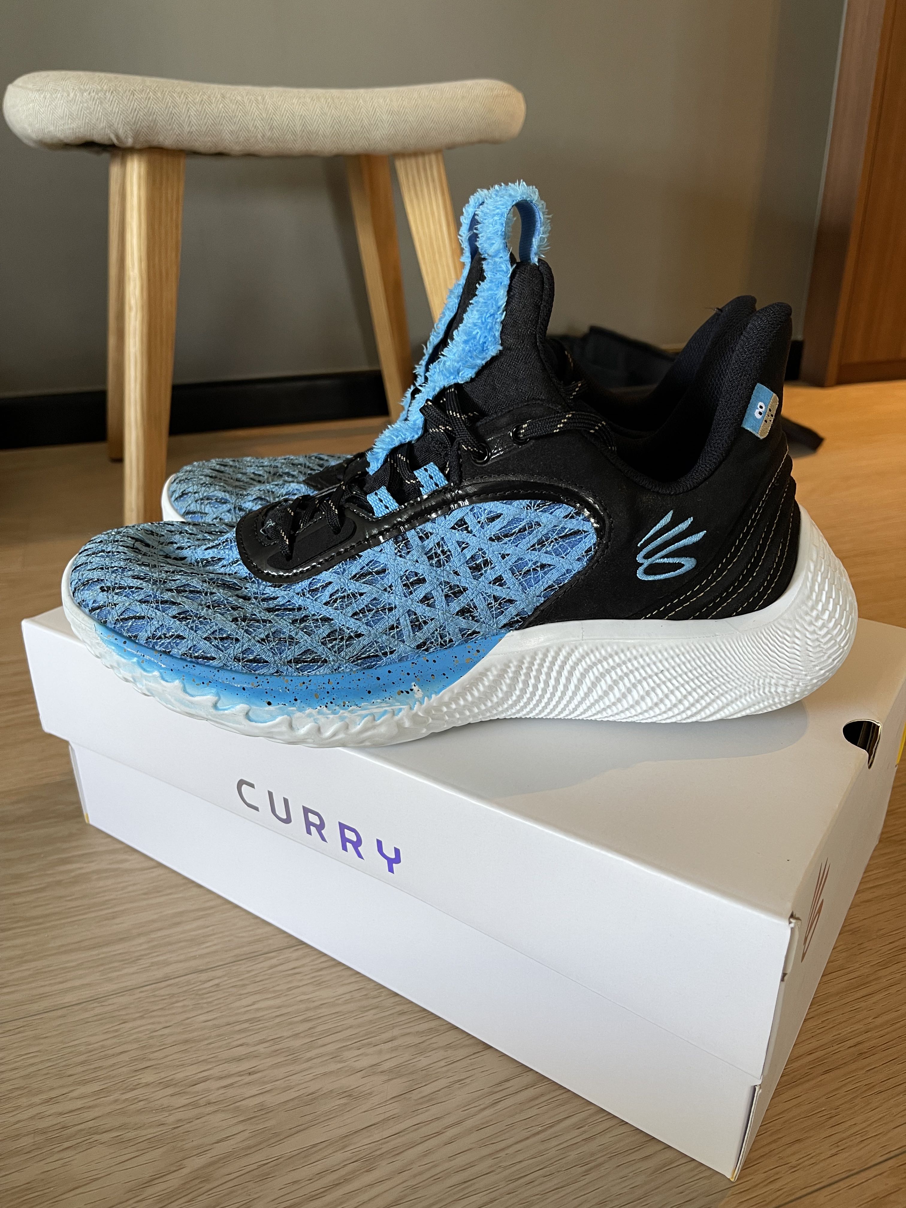 curry flow 9, Men's Fashion, Footwear, Sneakers on Carousell