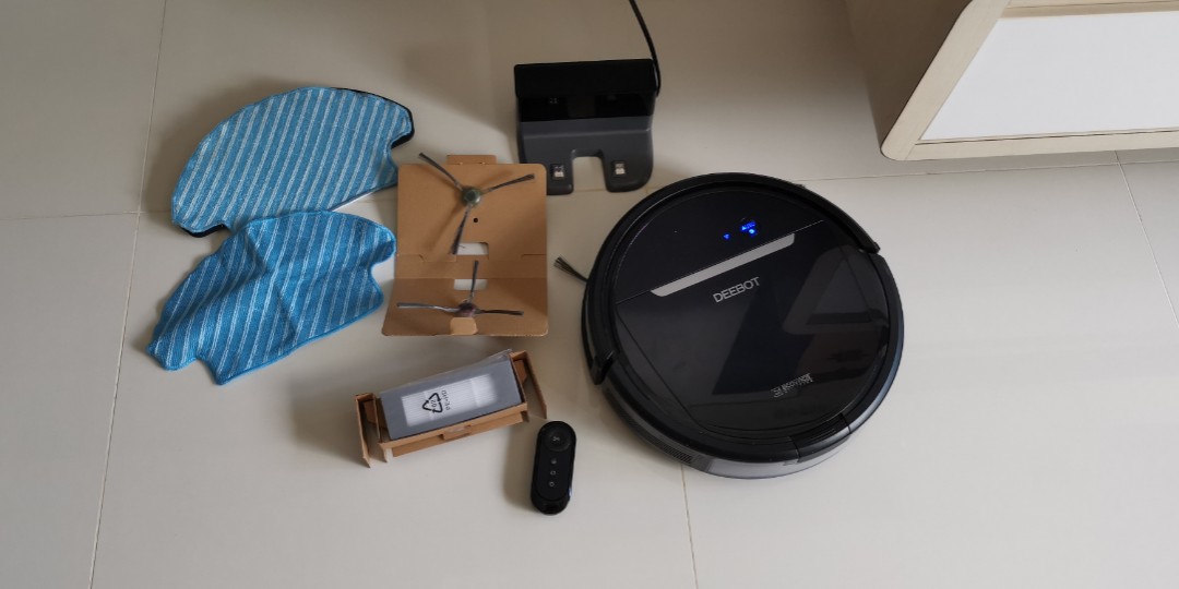 DEEBOT OZMO 600, TV & Home Appliances, Vacuum Cleaner & Housekeeping on