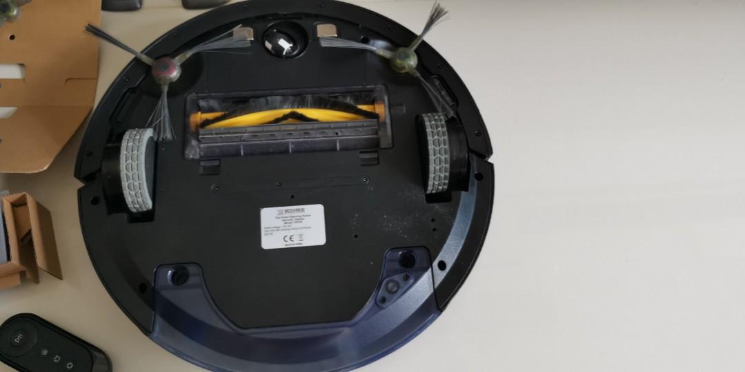 DEEBOT OZMO 600, TV & Home Appliances, Vacuum Cleaner & Housekeeping on