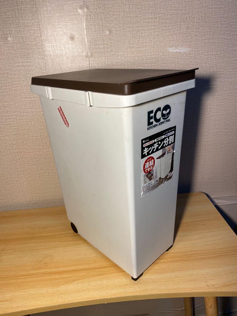 Eco Hard Plastic Trash Waste Bin with Wheels (Category: Waste Bins & Bags) located in Paranaque City. Submitted by kalinapraktikalstore (Listing ID 1154357713, Image 1). Description: Bargain Sale! Last Price posted No more haggle please Price only at Carousell Used Eco Kitchen Joint Pail with wheels 8.5 inch Length 13 inch width 18 inch height.