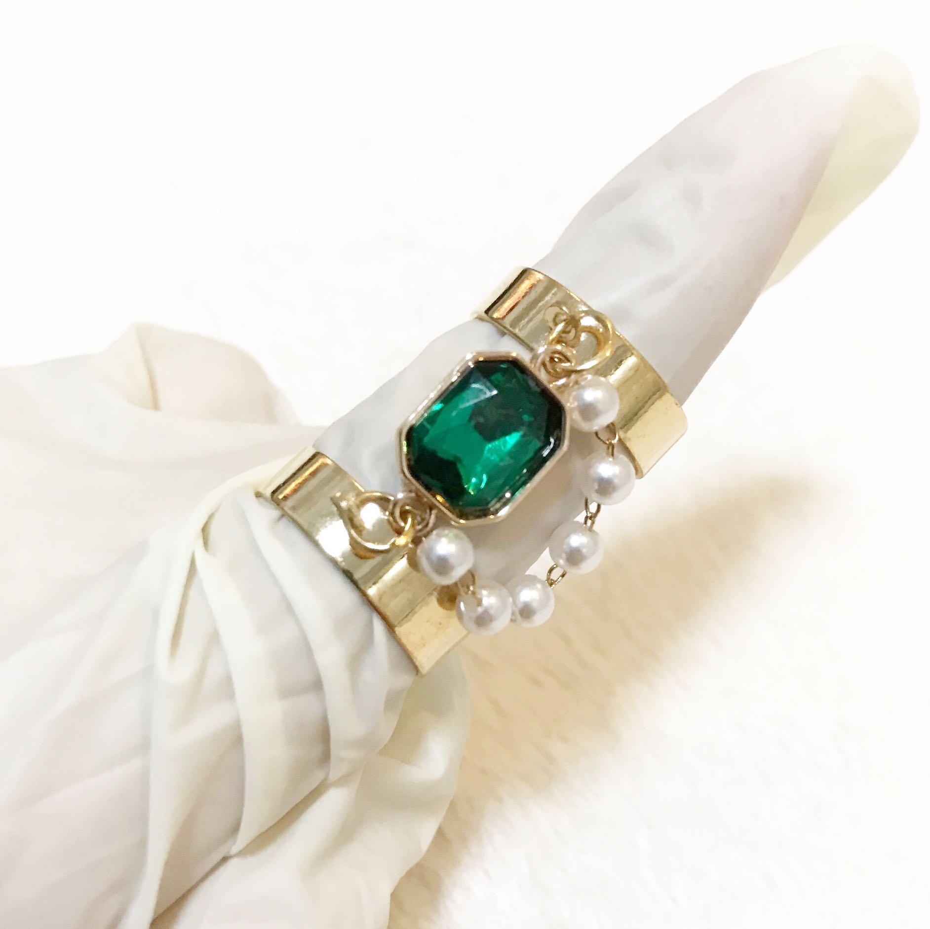 Green link ring w faux pearl chain (Category: Rings) located in Manila. Submitted by marrionthings (Listing ID 1154356668, Image 1). Description: Actual photos 🥰.