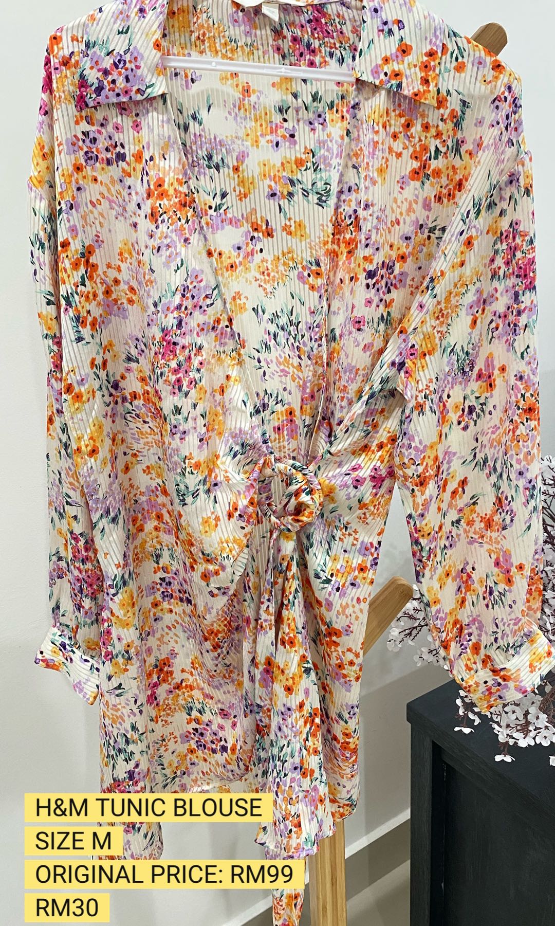 H&m tunic sales blouse