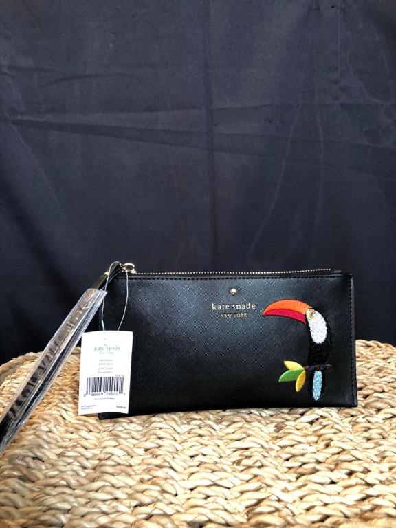 Kate Spade Parrot Wristlet Wallet - Black (Category: Luxury Bags & Wallets) located in Quezon City. Submitted by Home-collection (Listing ID 1154187342, Image 1). Description: .