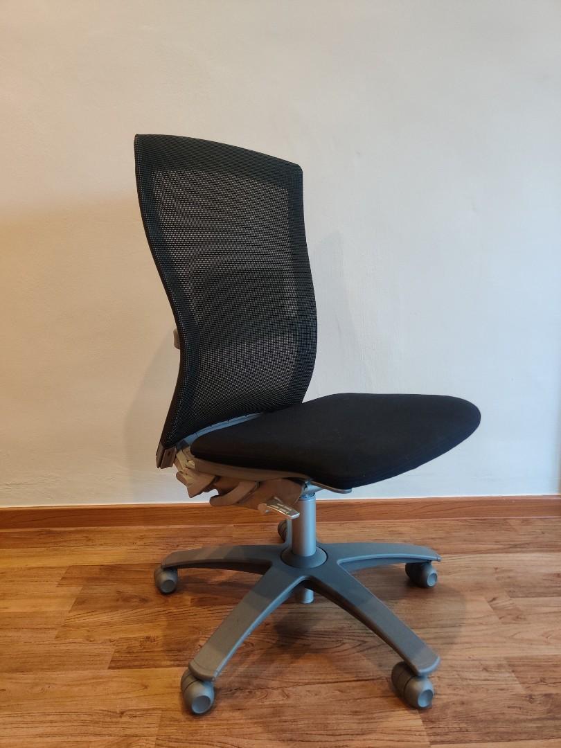 Knoll Life Office Chair, Furniture & Home Living, Furniture, Chairs on