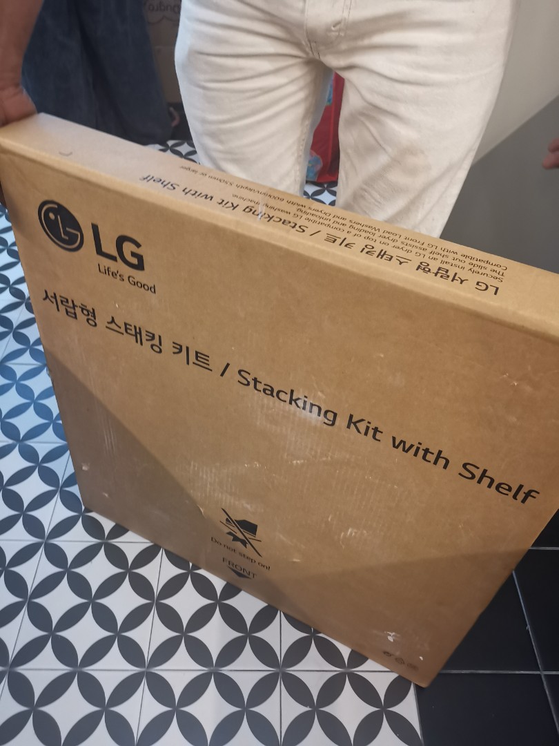 LG Stacking kit with shelf, TV & Home Appliances, Washing Machines and