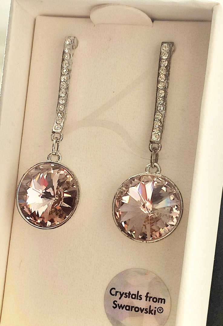Lovisa crystal earrings Clearance
