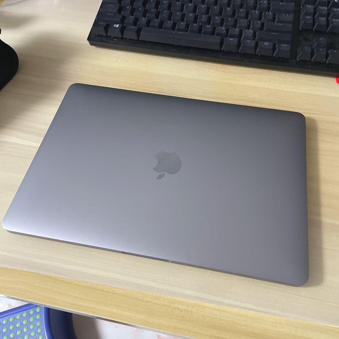 Macbook Pro M1 2021 13 inch HARVEY NORMAN WARRANTY TILL MAY 2024