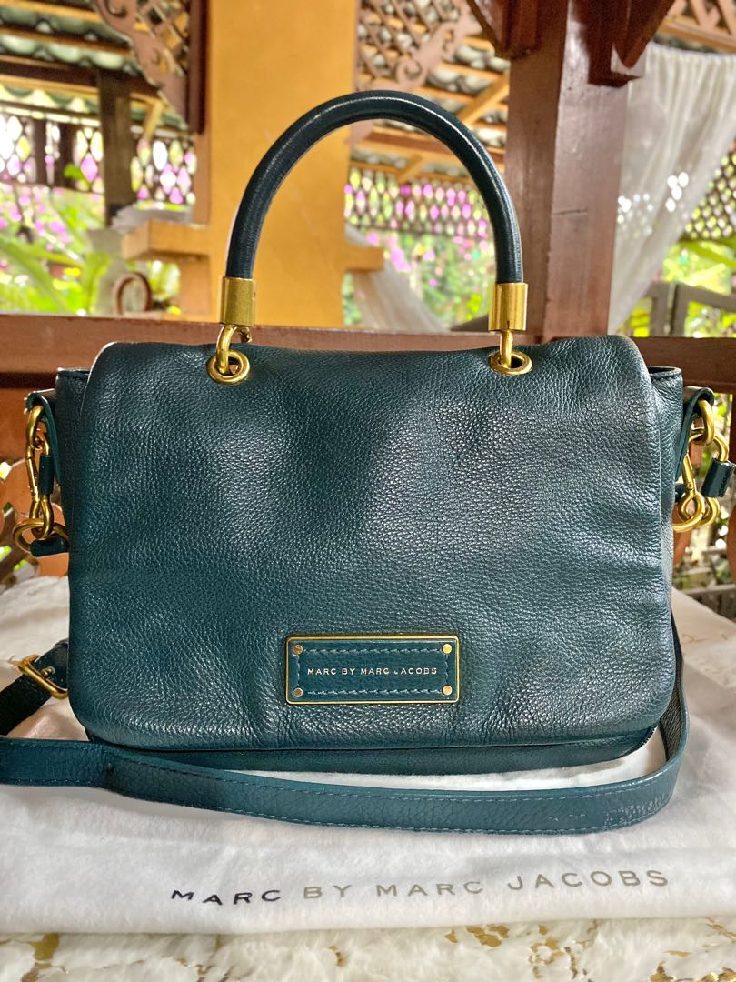 Marc jacobs too sale hot to handle