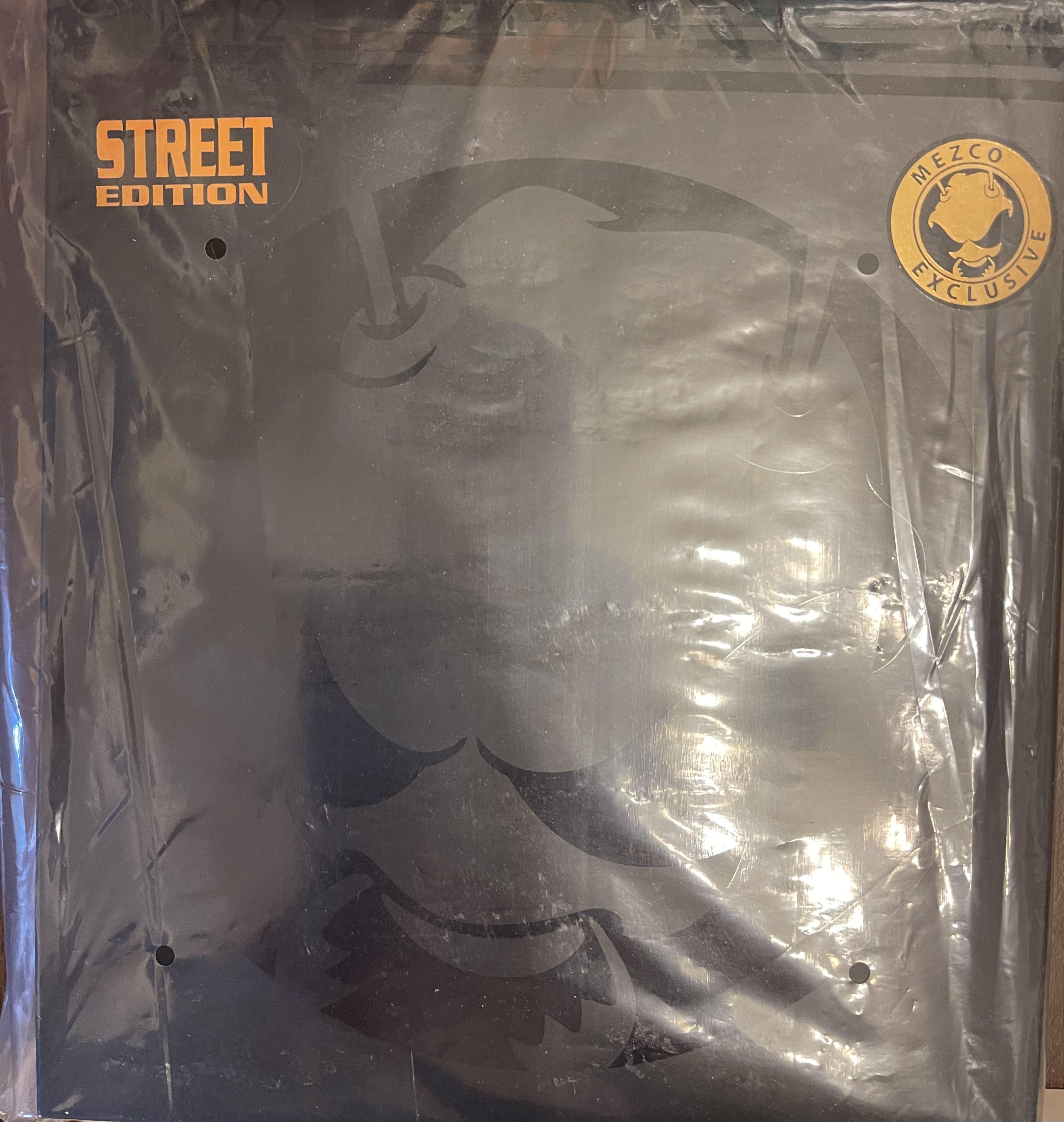 Mezco One:12 Exclusive Gomez Street Edition 街蟻（全新）, 興趣及