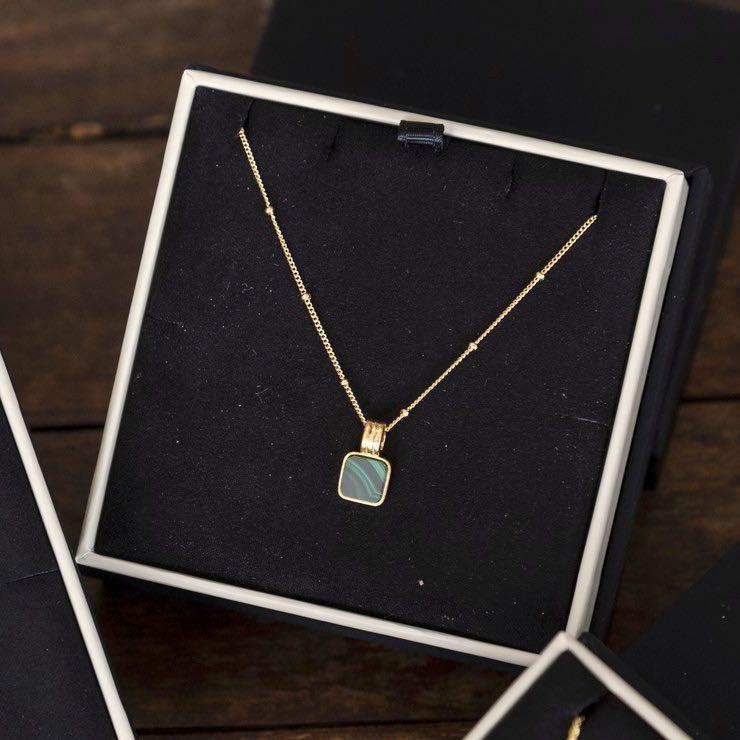 Lucy Williams Square Malachite Necklace 2025 | www.urbag.ws