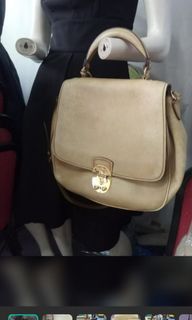 (Category: ) located in . Submitted by dibodibodee (Listing ID 1154176968, Image 1). Description: .