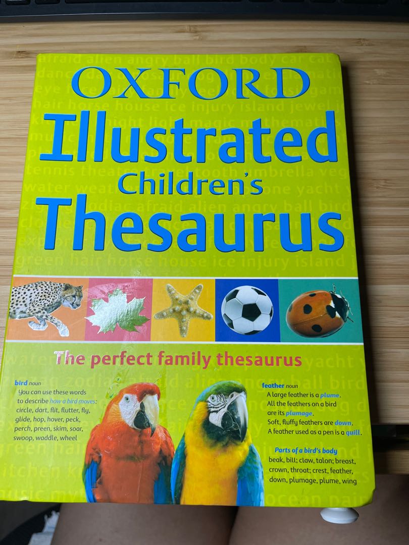 Oxford Illustrated Thesaurus, Hobbies & Toys, Books & Magazines