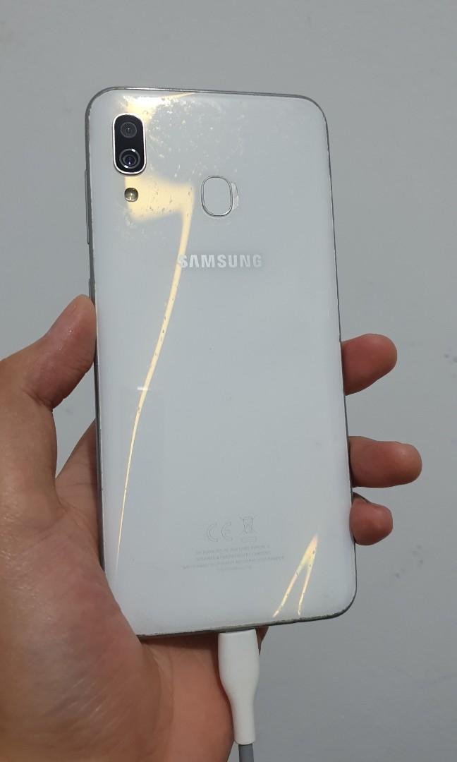 Samsung a30 ram 4/64 batangan hp nya aj normal second murah, Elektronik,  Lainnya di Carousell