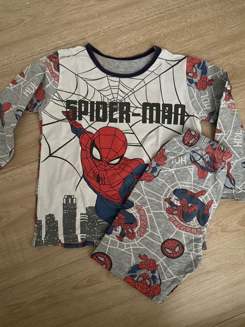 setelan piyama spiderman, Bayi & Anak, Baju Anak Laki-laki, 1 hingga 3  tahun di Carousell