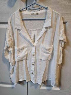 Short sleeve white button up casual shirt
