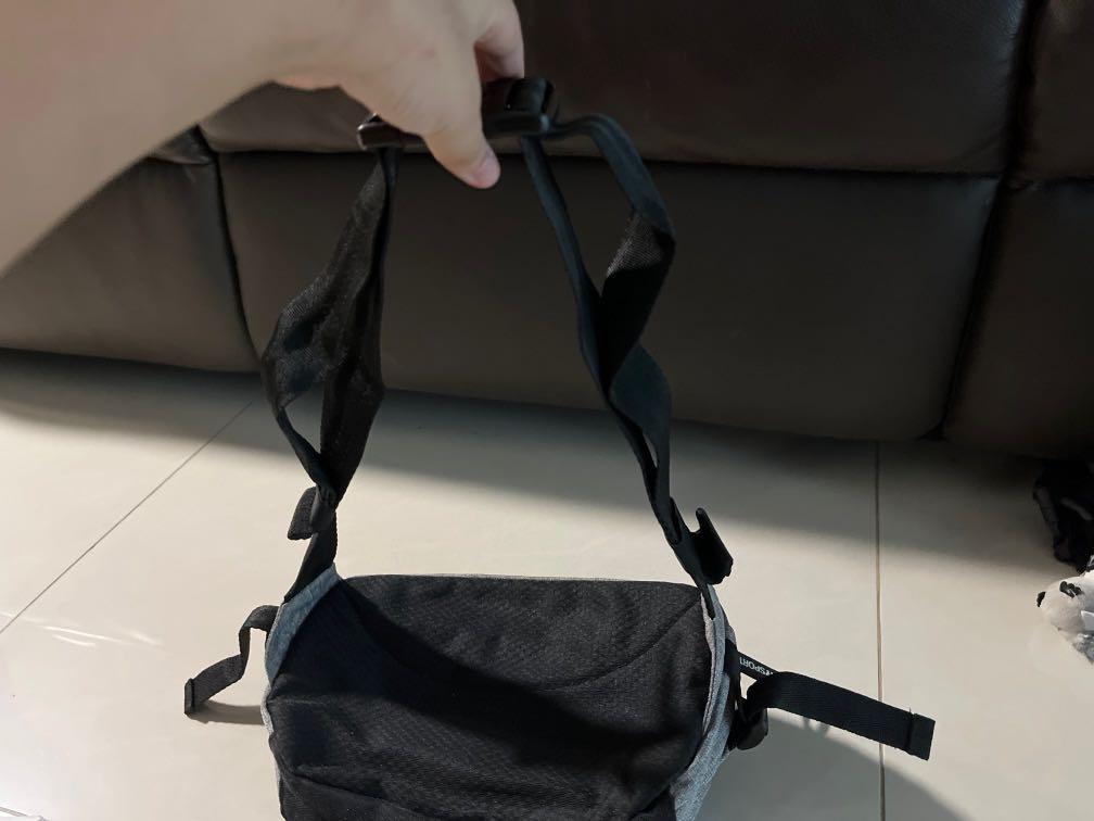 Superdry Fanny pack, Men's Fashion, Bags, Sling Bags on Carousell