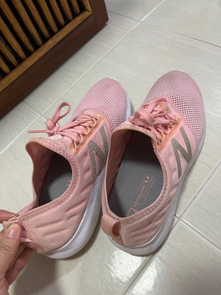 WIDE FIT NEW BALANCE EU40.5 UK7 Women s Fashion Footwear