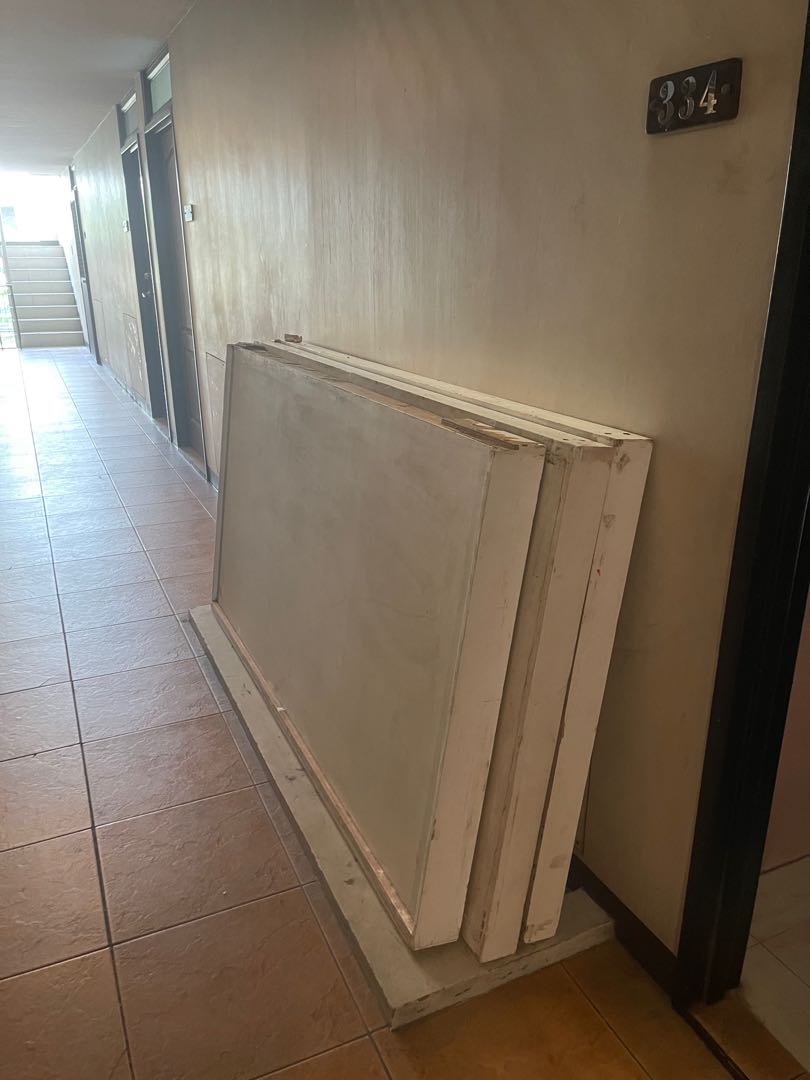 Wooden bed frame without legs, Furniture & Home Living, Furniture, Bed