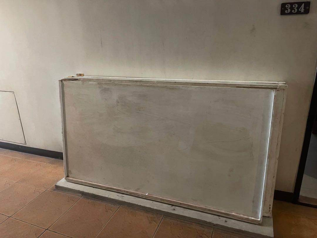 Wooden bed frame without legs, Furniture & Home Living, Furniture, Bed