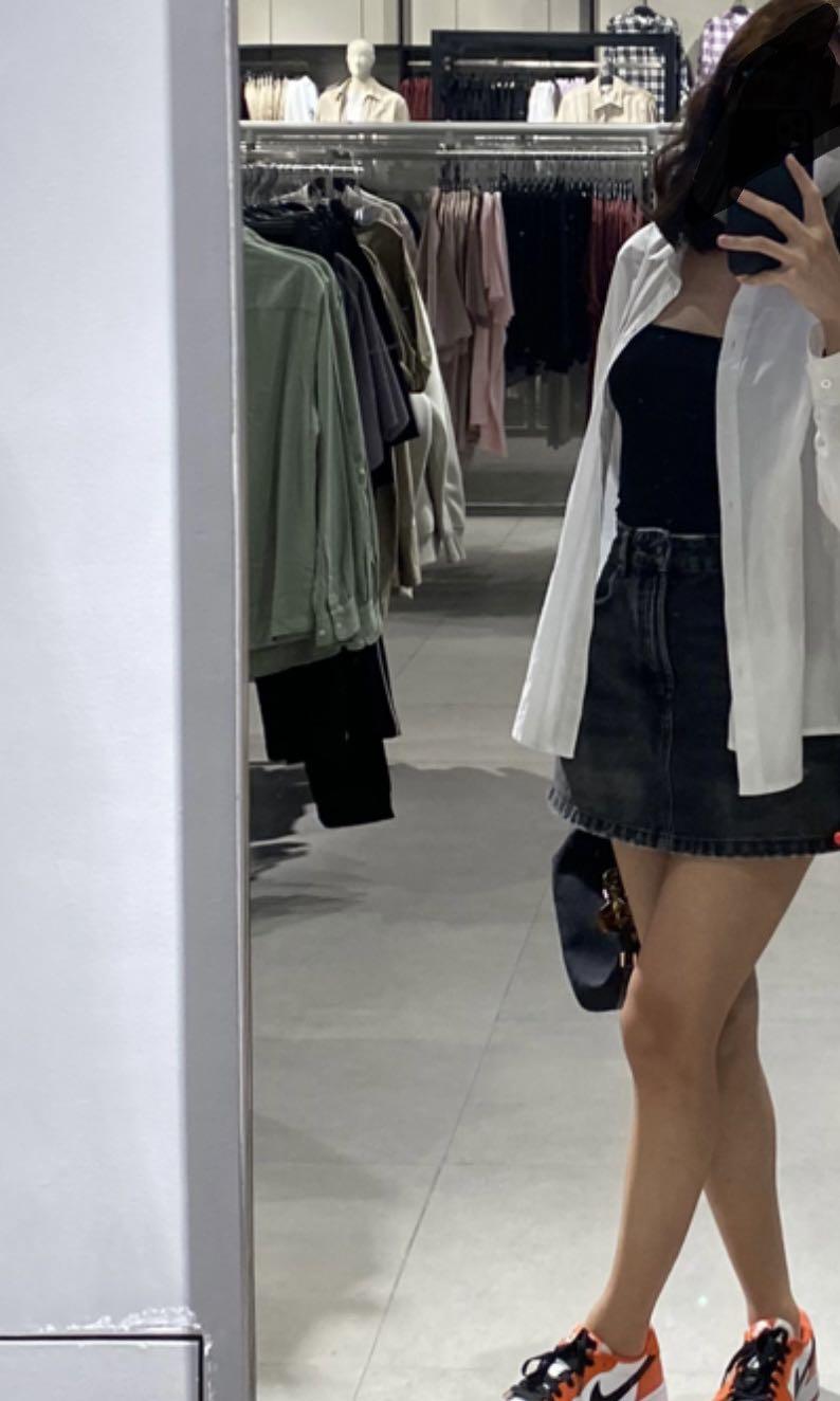 Black jean shop skirt outfit 64
