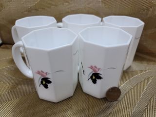 （分類：）位於 。 由 catng123 提交（商品編號 1154492735，圖片 1）。簡介： 。