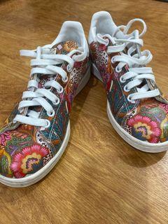 adidas stan smith flowers